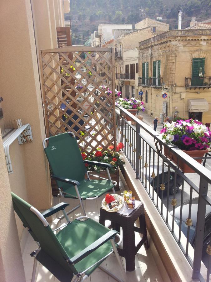 Marconi E Garibaldi 76 Apartment Castellammare del Golfo Bagian luar foto